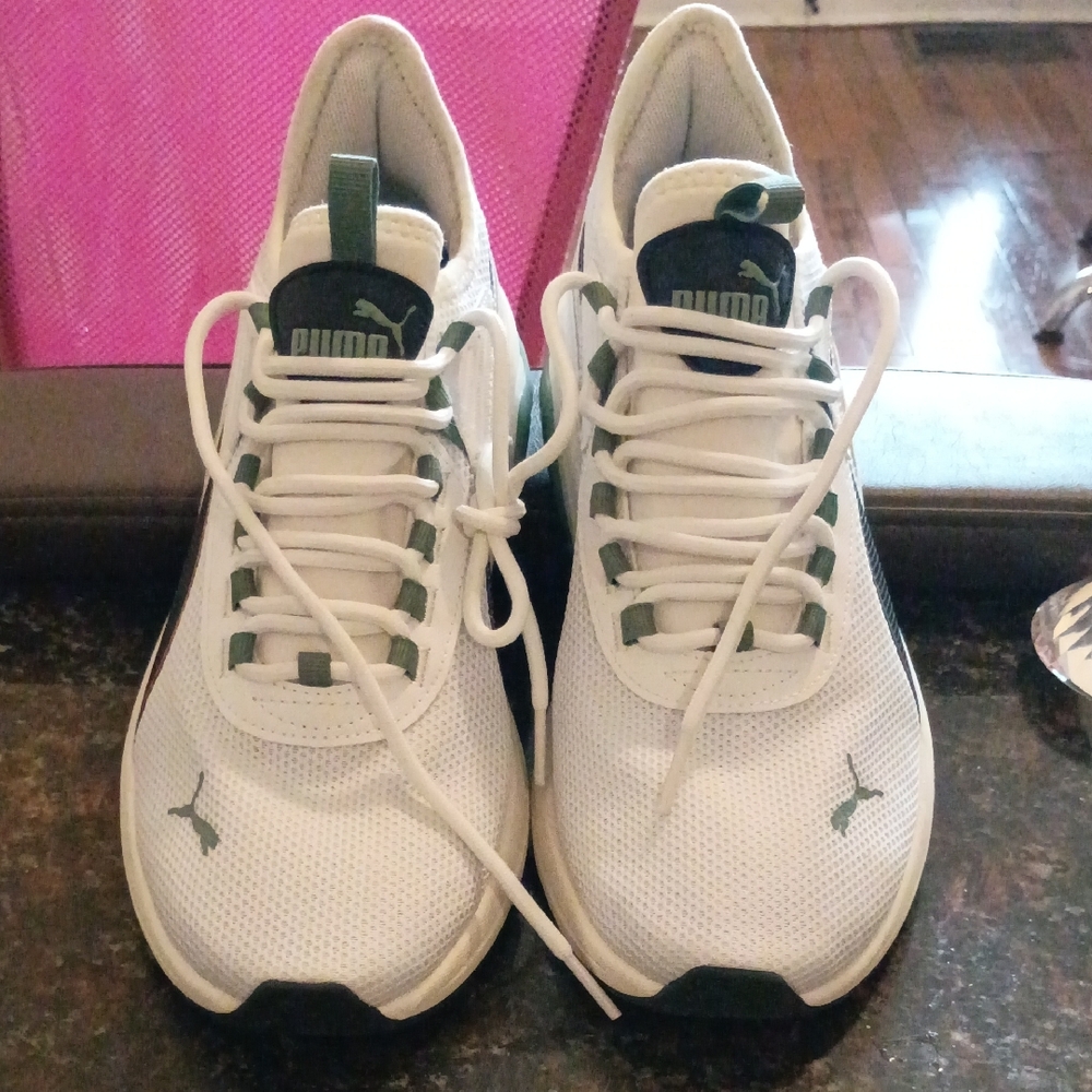 Puma White and Dark Green Athletic Shoes